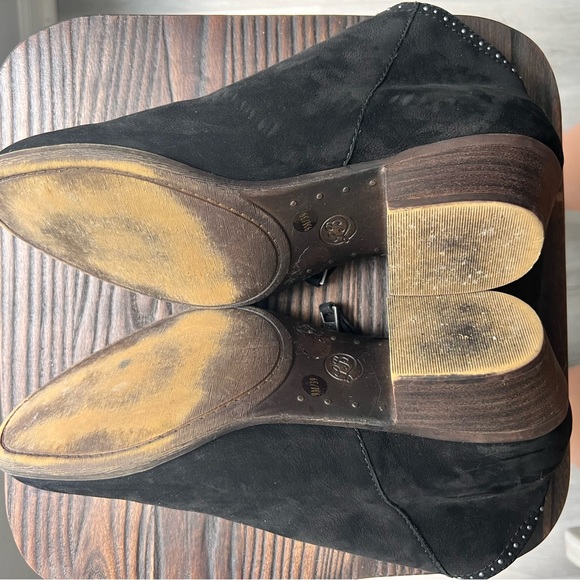 Lucky Brand Black Suede studded booties - Picture 5 of 8